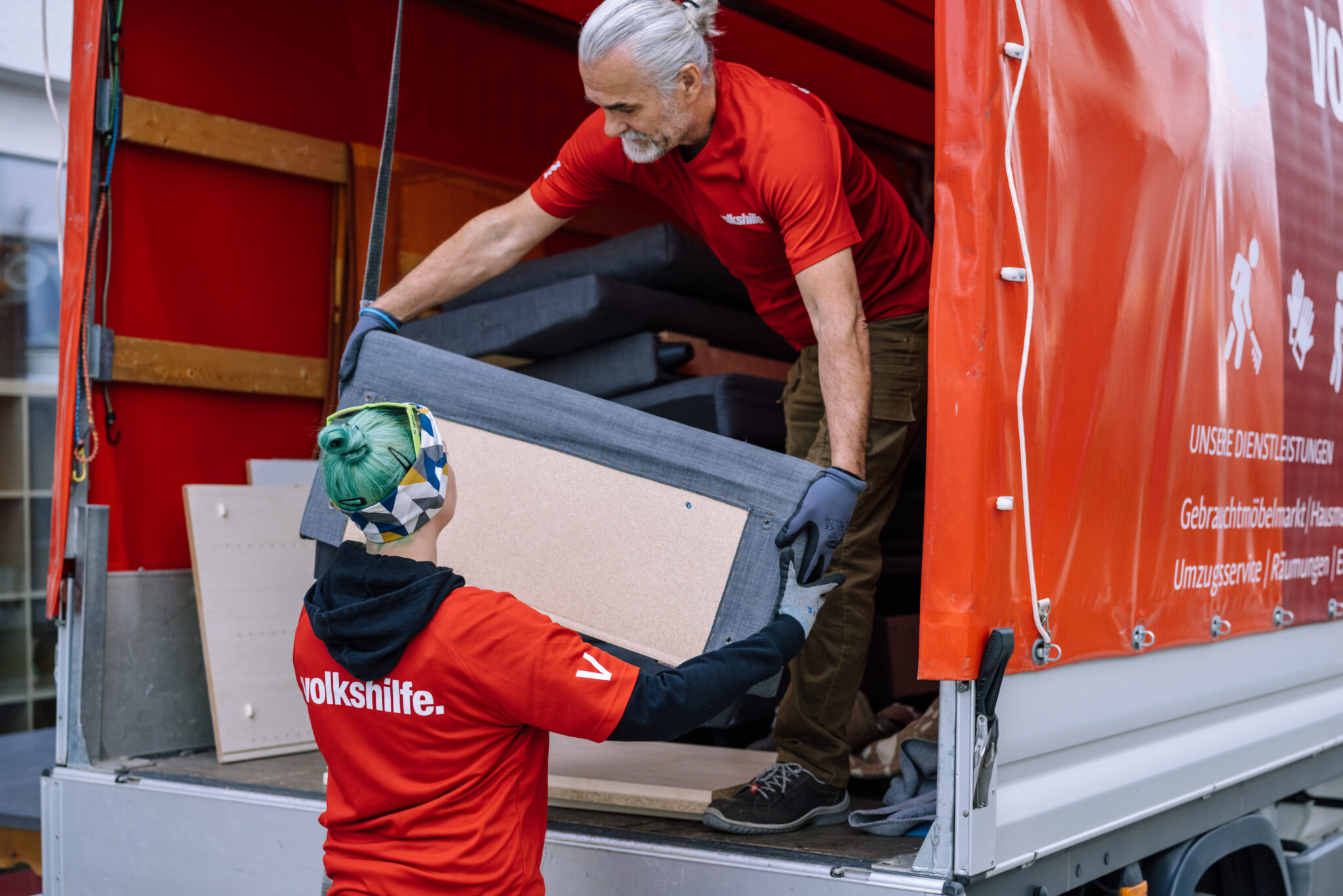 3e65d6f9a391bd34fd8a240e9e8c045f03539f85